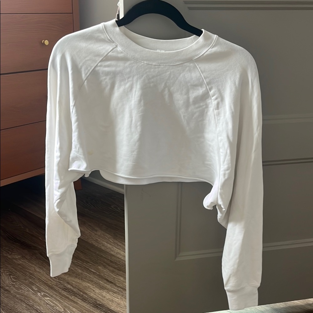 ALO White Cropped Sweatshirt